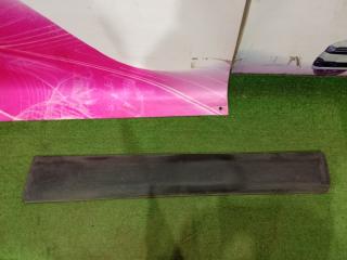 Запчасть накладка двери передняя правая Nissan Qashqai 2013-2022