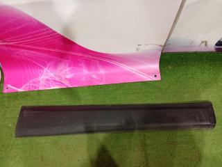 Запчасть накладка двери передняя правая Nissan Qashqai 2013-2022