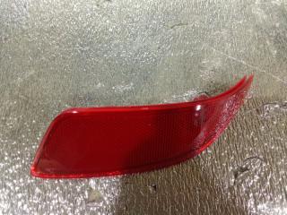 Катафот бампера задний левый Toyota Camry 2014-2018