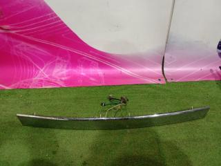 Запчасть накладка крышки багажника Chevrolet Cruze 2008-2012