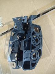 Фото запчасти направляющая бампера передняя левая Peugeot 408 новая запчасть Запчасть направляющая бампера передняя левая Peugeot 408