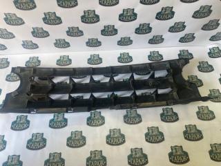 Решетка радиатора передняя Land Rover Discovery 3 L319 276DT