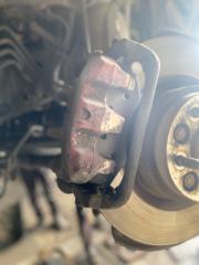 Суппорт передний левый Land Rover Range Rover Sport 2012 Б/У Суппорт передний левый Land Rover Range Rover Sport 2012