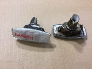 Запчасть поворотник в крыле Chevrolet Lacetti