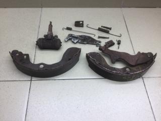 Запчасть колодки барабанные к-кт правые Suzuki SX4 2006-2013