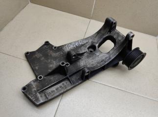 Фото запчасти кронштейн генератора TAGAZ Tager 2008-2012 Б/У запчасть Запчасть кронштейн генератора TAGAZ Tager 2008-2012