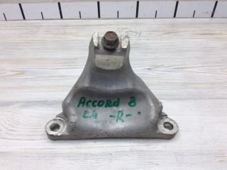 Фото запчасти кронштейн опоры двигателя Honda Accord 8 2008-2015 Б/У запчасть Запчасть кронштейн опоры двигателя Honda Accord 8 2008-2015