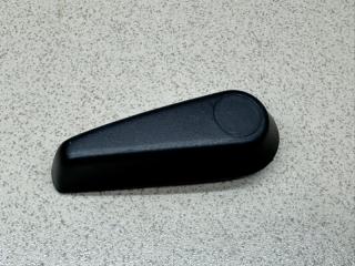 Запчасть ручка сиденья передняя левая Mercedes Benz С-Class 2010