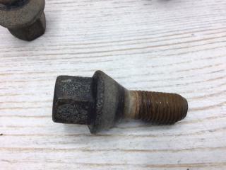 Запчасть болт колесный Renault Logan 2019