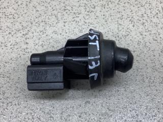 Запчасть выключатель концевой Renault Duster 2013