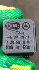 Фото запчасти реле Mercedes-Benz C-Class 2012 контрактная запчасть Запчасть реле Mercedes-Benz C-Class 2012