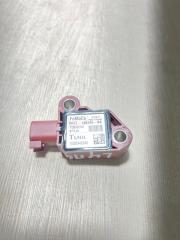 Запчасть датчик удара Land Rover Discoveri 4 2011
