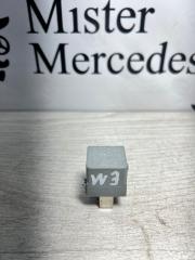 Фото запчасти реле Mercedes-Benz C-Class C220 2011 контрактная запчасть Запчасть реле Mercedes-Benz C-Class C220 2011