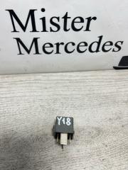 Фото запчасти реле Mercedes-Benz M-Class ML300 CDI 2011 контрактная запчасть Запчасть реле Mercedes-Benz M-Class ML300 CDI 2011