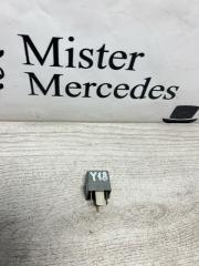 Фото запчасти реле Mercedes-Benz M-Class ML300 CDI 2011 контрактная запчасть Запчасть реле Mercedes-Benz M-Class ML300 CDI 2011