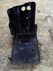 Фото запчасти крепление аккумулятора Mitsubishi Lancer 2005 Б/У запчасть Запчасть крепление аккумулятора Mitsubishi Lancer 2005