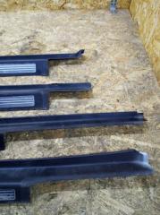 Накладка на порог R-class 2006 W251 3.5 V6 272 л.с. Накладка на порог R-class 2006 W251 3.5 V6 272 л.с.