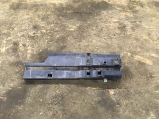 Фото запчасти кронштейн порога передний левый Peugeot 408 Б/У запчасть Запчасть кронштейн порога передний левый Peugeot 408