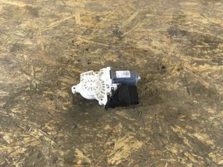 Запчасть мотор стеклоподъемника задний правый Volkswagen jetta 2014