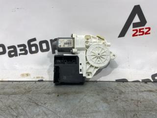 Запчасть мотор стеклоподъемника передний левый Volkswagen Jetta 6