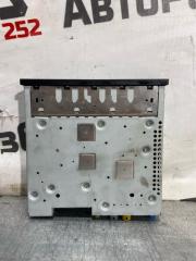 Магнитола Volkswagen Touareg 2011