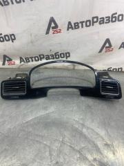 Накладка панели приборов Volkswagen Touareg 2011