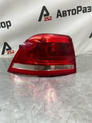 Фонарь задний левый Volkswagen Touareg 2011