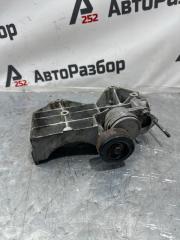 Запчасть кронштейн компрессора кондиционера Chevrolet Cruze