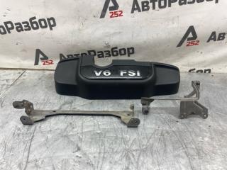 Крышка двигателя Volkswagen Touareg 2014