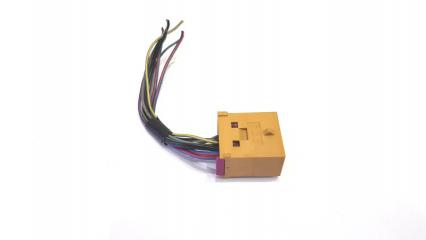 Разъём VAG 8A0972985 Разъём VAG 8A0972985