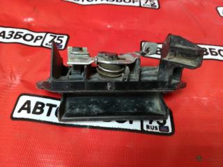 Запчасть ручка двери багажника TOYOTA COROLLA FIELDER