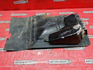 Подкрылок правый MITSUBISHI CANTER 1997