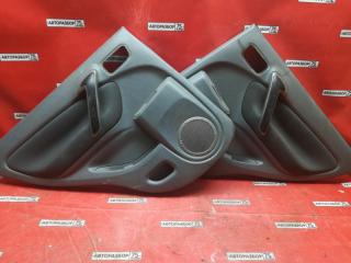 Обшивка двери задняя TOYOTA RAV4 2000
