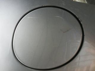 Запчасть лючок топливного бака MAZDA DEMIO 2011