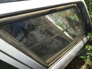 Форточка багажника левая TOYOTA CORONA