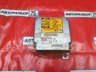 Блок управления airbag TOYOTA IPSUM 2001