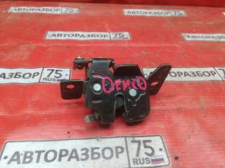 Запчасть замок багажника MAZDA DEMIO 2001