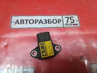 Запчасть датчик airbag TOYOTA COROLLA FIELDER 2011