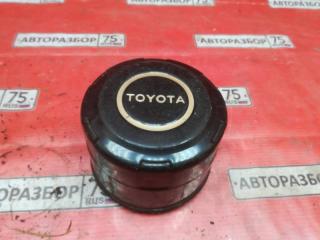 Колпак ступицы TOYOTA LAND CRUISER