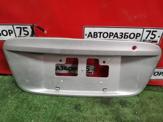 Накладка на дверь багажника NISSAN TINO 1999