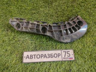 Крепление бампера заднее правое TOYOTA COROLLA FIELDER 2010