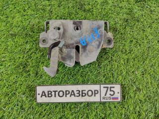 Фото запчасти замок капота MITSUBISHI GALANT 1991 Б/У запчасть Запчасть замок капота MITSUBISHI GALANT 1991