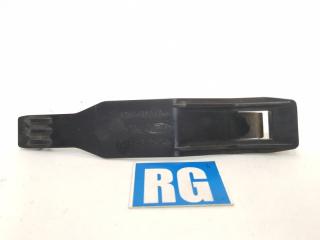 Запчасть кронштейн крепление фары Ford Focus 2 2010