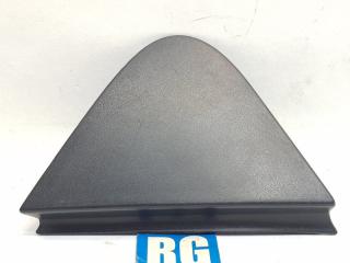 Запчасть накладка на крыло задняя правая Nissan Juke 2013