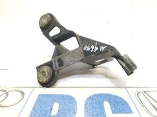 Запчасть кронштейн кпп Skoda Octavia 2 (A5) 2011