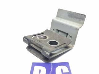 Запчасть кронштейн крыла передний правый Ford Kuga 1 2008