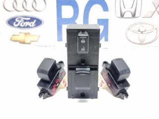 Запчасть кнопка стеклоподъемника Nissan Tiida 2008