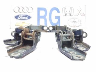 Запчасть петля двери Nissan Tiida 2008