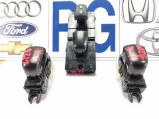 Запчасть кнопка стеклоподъемника Nissan Qashqai 2016