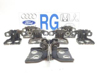 Запчасть петля двери Renault Duster 2013